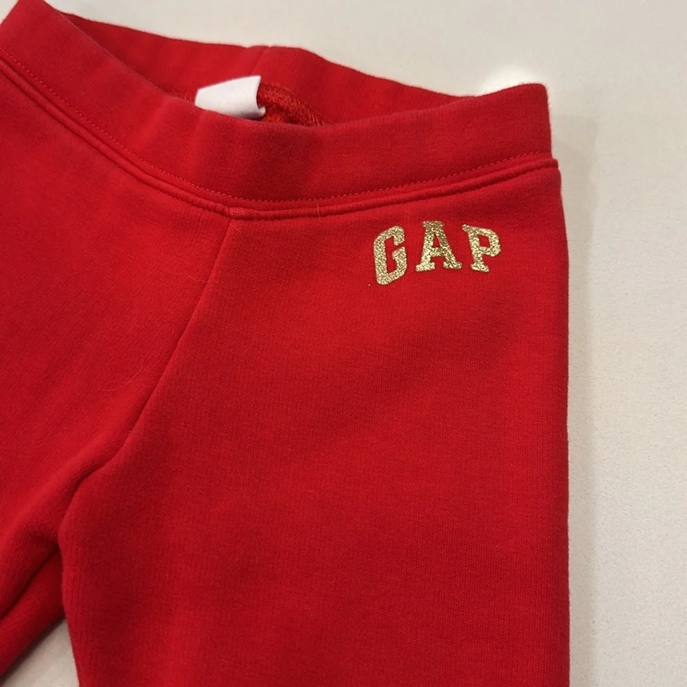 Gap baby red fleece lined leggings gold sparkles size girls 3T ❤️